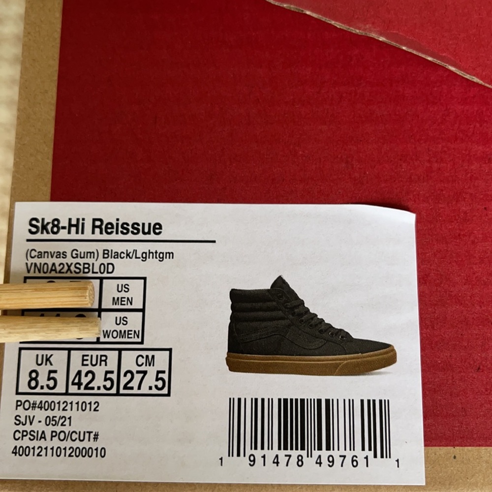 Vans WMNS Sk8-Hi Reissue Canvas Gum Black/Light Gum Sneakers - Picture 16 of 16